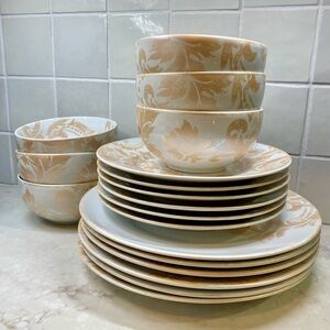 Pier 1 Jaclyn Collection 3 Piece (6 person table setting) Blush Luster Damask